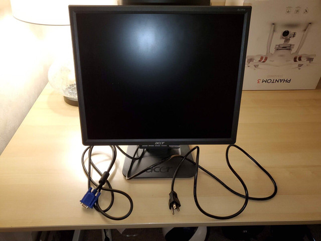 19" Acer AL1916 LCD Flat Panel Monitor (Black) dans Moniteurs  à Laval/Rive Nord