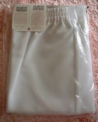 Ladies Vintage White Capri Crop Pants Size "8" Avon NEW