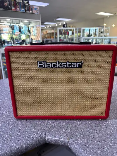 BLACKSTAR DEBUT 15E 120V / 45 WATTS GUITAR AMPLIFIER, View more