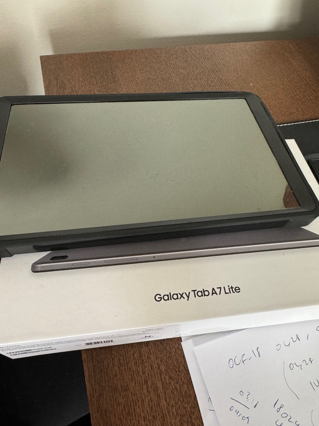 Samsung Tablet A7  in General Electronics in City of Toronto