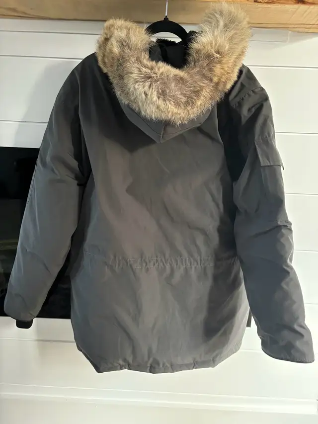 Men’s XL Canada Goose Jacket in Men's in Owen Sound - Image 3