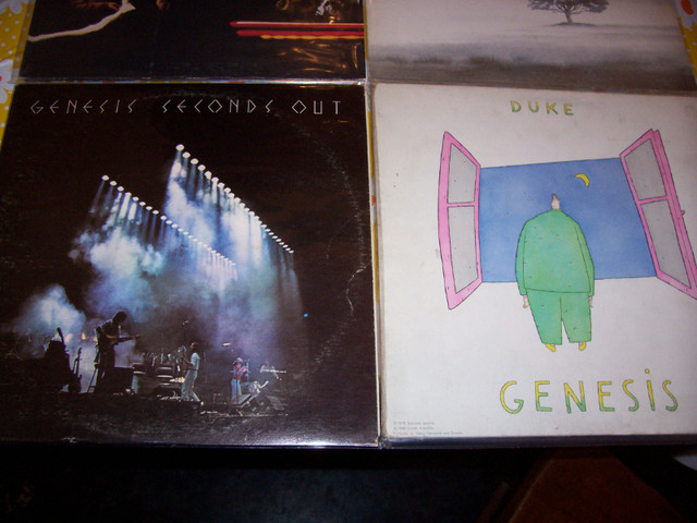 Genesis vinyl record collection in CDs, DVDs & Blu-ray in Trenton - Image 2