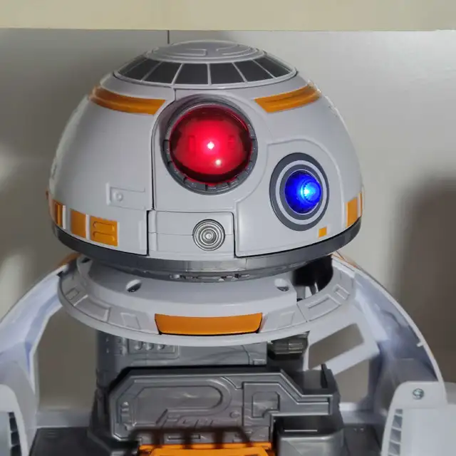 Star Wars Collection Funko Pops Movie Hoodie More in Arts & Collectibles in Guelph - Image 9