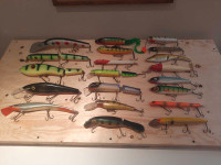 20 muskie lures 