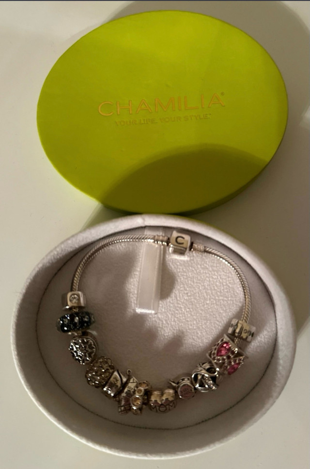 Chamilia bracelet for sale  dans Bijoux et montres  à Saint-Jean de Terre-Neuve