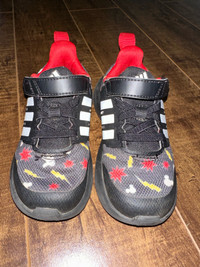 Adidas x Disney Mickey Mouse toddler running shoes size 7K 
