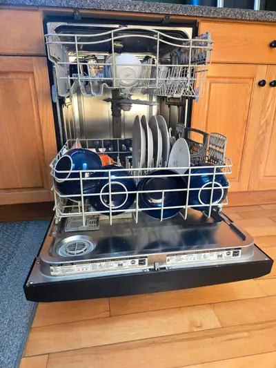 Kenmore Elite 24" UltraWash DISHWASHER, View more