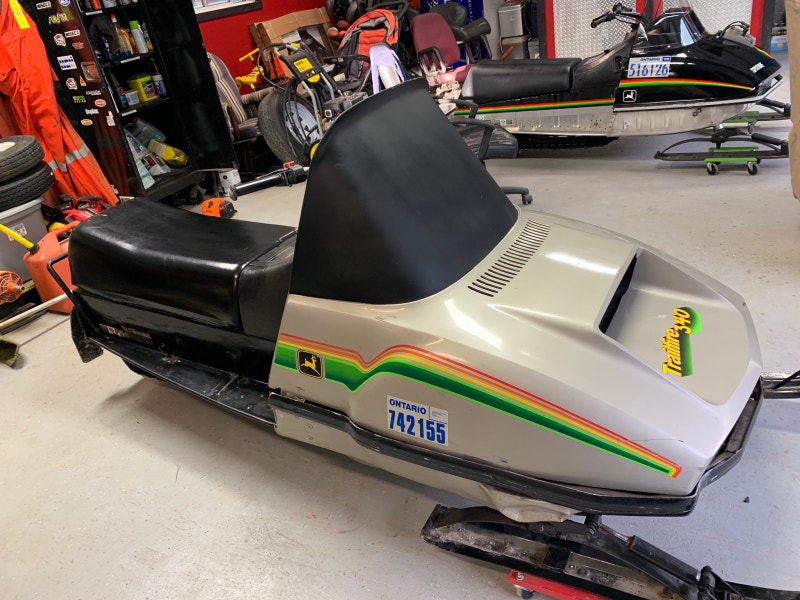 1979 JD Trailfire Snowmobiles Belleville Kijiji