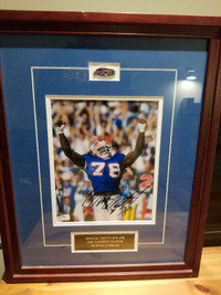Buffalo Bills Bruce Smith sign framed photo