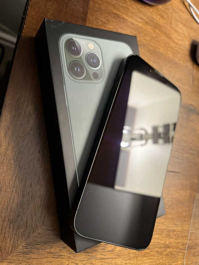 IPhone 13 Pro Max 256 Gb Cell Phones Saskatoon Kijiji