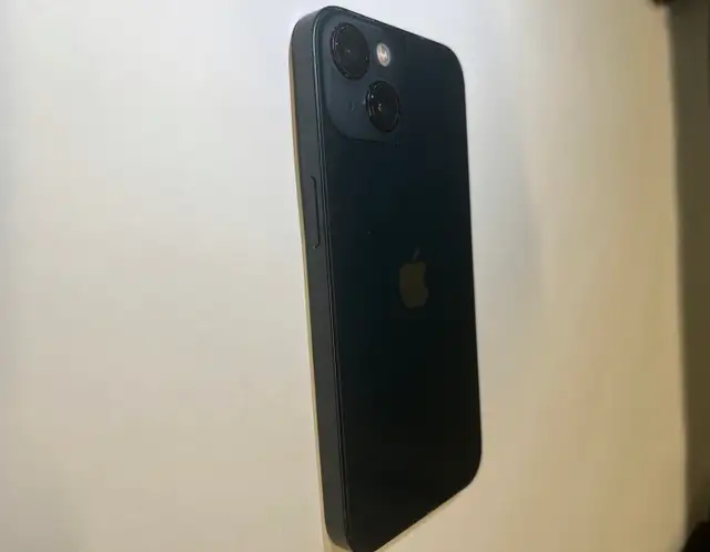 iPhone 13 in Cell Phones in Mississauga / Peel Region - Image 3