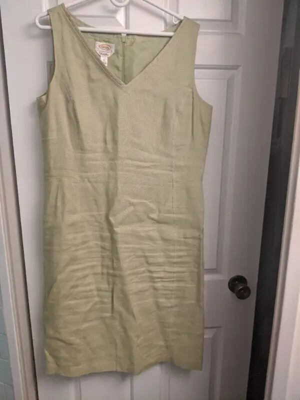 Lot of 2 Talbot's summer dresses in Women's - Dresses & Skirts in City of Toronto - Image 2