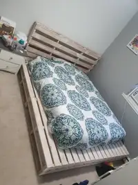 Queen Sized Homemade Pallet Bed