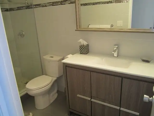 HOLLYWOOD SUNNY ISLES FLORIDA CONDO in Florida in Canada - Image 4