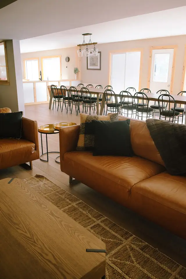 Holiday Season Rental on Fairbank Lake - Sleeps 20 in Ontario in Canada - Image 4