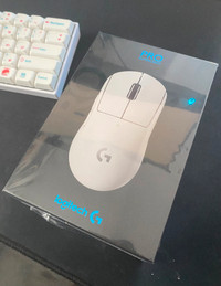 Brand new  Logitech G Pro X Superlight Mouse - White