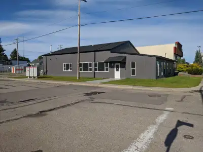 Commercial Building Located in Rocky Mountain House for lease. -Triple Net -Available now -fenced se...