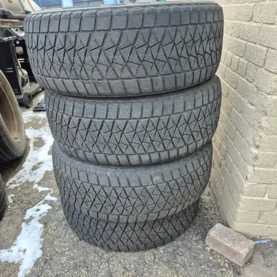245/60R18 WINTER TIRES IN GOOD USED CONDITION