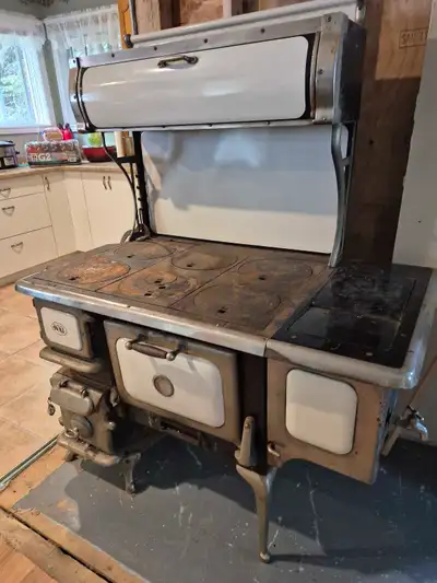 Elmira Oval wood cook stove, View more