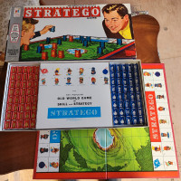 Vintage 1961 Stratego Board Game