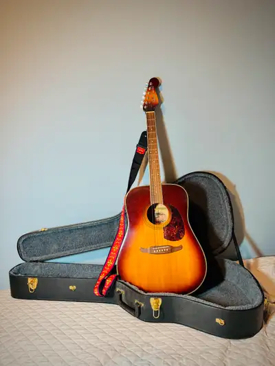 Fender Malibu Guitar, View more