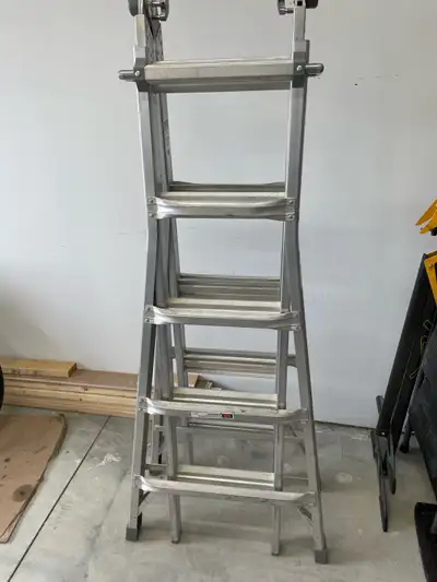 Mastercraft multi use ladder, new condition