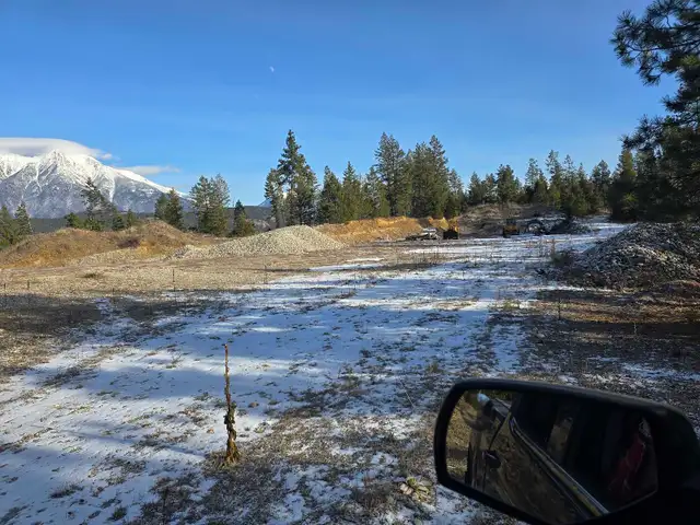 281-Acre Riverfront Property | Mountain Views | Kootenay in Land for Sale in Cranbrook - Image 7