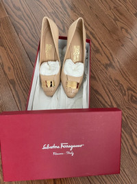 Ferragamo Beige Shoes