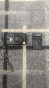 Panasonic LUMIX DMC-LX2 10.2MP Digital Camera - Black