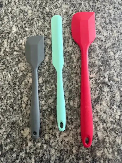 Bundle of 3 Silicone Spatulas, View more
