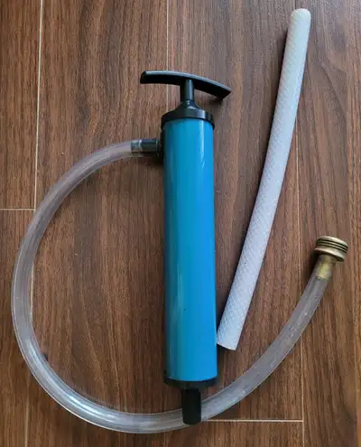 For sale is a CAMCO 36003 Antifreeze Hand Pump Kit for manually pumping antifreeze to winterize your...