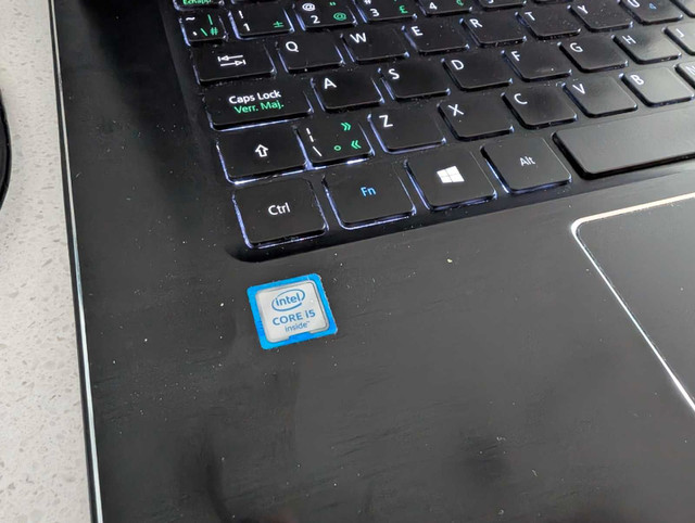 Laptop 14" Acer Aspire R. Transformer. i5 (6th Gen), 8Gb, 256Gb  in Laptops in Ottawa - Image 2
