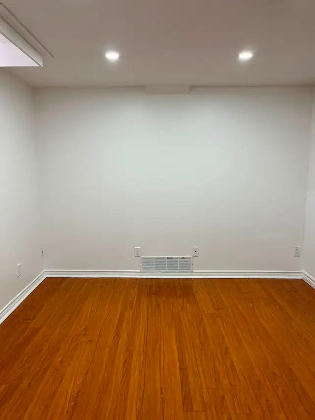 2 bedroom apartment close to UTSC / Centennial College in Long Term Rentals in City of Toronto - Image 3