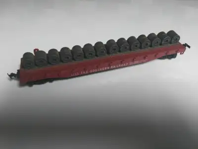 1:87 scale plastic model. Plastic wheels and horn hook couplers. See photos for condition. Please se...