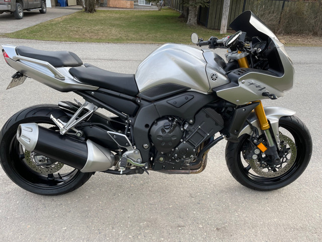 Beautiful FZ1 in Sport Touring in Cranbrook - Image 2