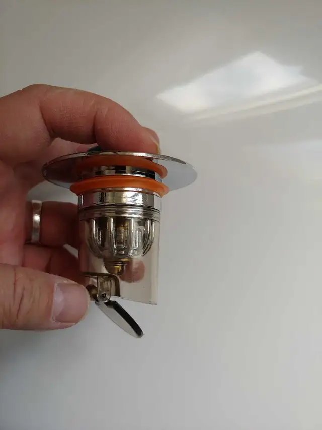 Drain Stopper, Pop Up Stopper, Anti-Odor in Bathwares in Markham / York Region - Image 11