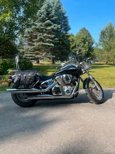 2005 Honda VTX1300 – Clean, Low KM, Just Safetied! For sale: Reliable and powerful 2005 Honda VTX130...