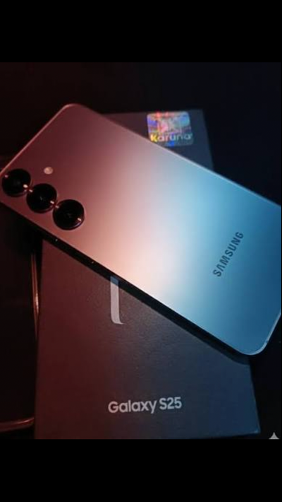 $690 - Samsung S25 128GB - Silver Shadow - Excellent Condition, View more