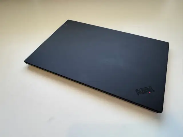 Special Deal – Lenovo ThinkPad X1 Carbon Gen 7  in Laptop Accessories in Markham / York Region - Image 2