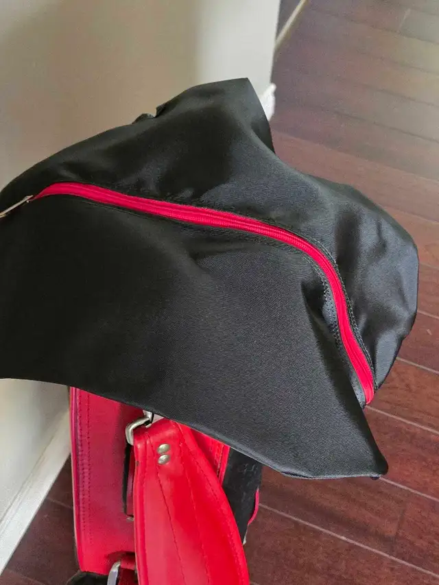Vintage 1980's Dura Bag Retro Red Black Golf 3 Slot Sunday Bag in Golf in St. Catharines - Image 10