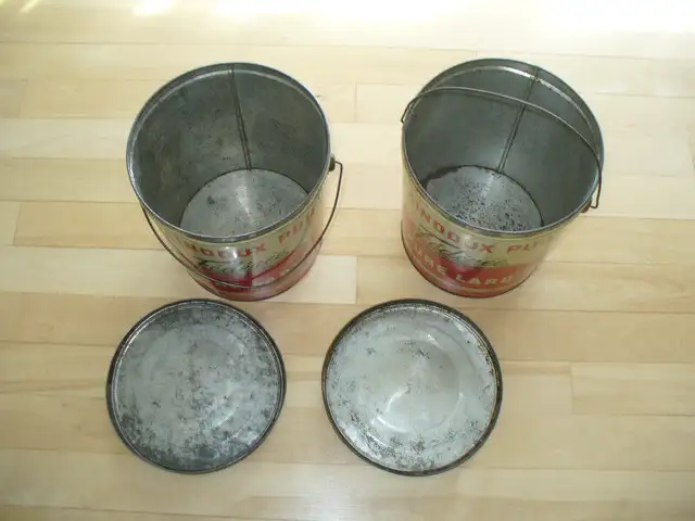 2 CHAUDIÈRES "SAINDOUX PUR FÉDÉRÉE " EN FER AVEC COUVERCLES in Other in Thetford Mines - Image 3