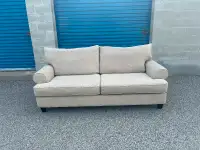 FREE DELIVERY• CREAM MODERN COUCH / SOFA / LOVE SEAT• GREAT COND