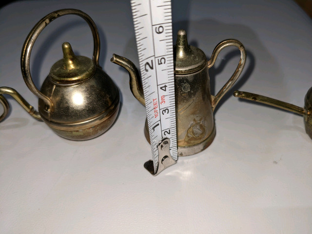 Vintage miniature metal Teapot, watering can, etc. with Lid in Arts & Collectibles in City of Toronto - Image 4