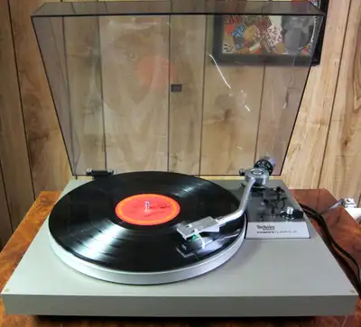 CLASSIC TECHNICS SL-20 FG SERVO BELT DRIVE TURNTABLE * JAPAN *, View more