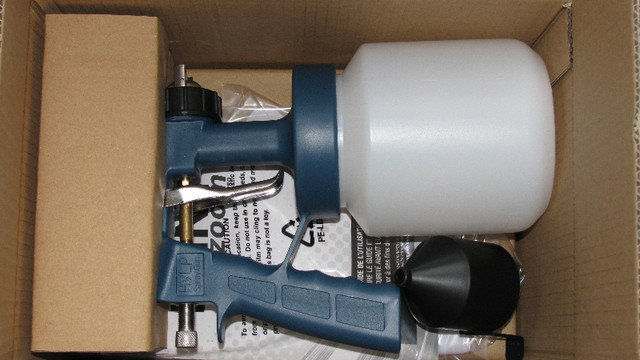 Paint Zoom Pro Spray Paint Gun + 3 Extra Paint Containers NEW in Painting & Paint Supplies in Saint John - Image 3