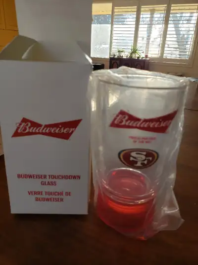 San Fransisco 49ers / Budweiser 16 oz. Touchdown Glass *New*, View more