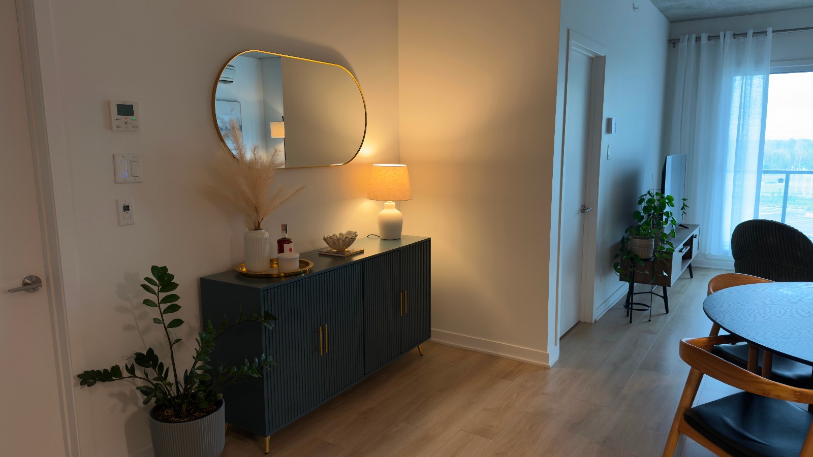 Cession de bail – Grand 4½ au Quartier DIX30 — photo 3