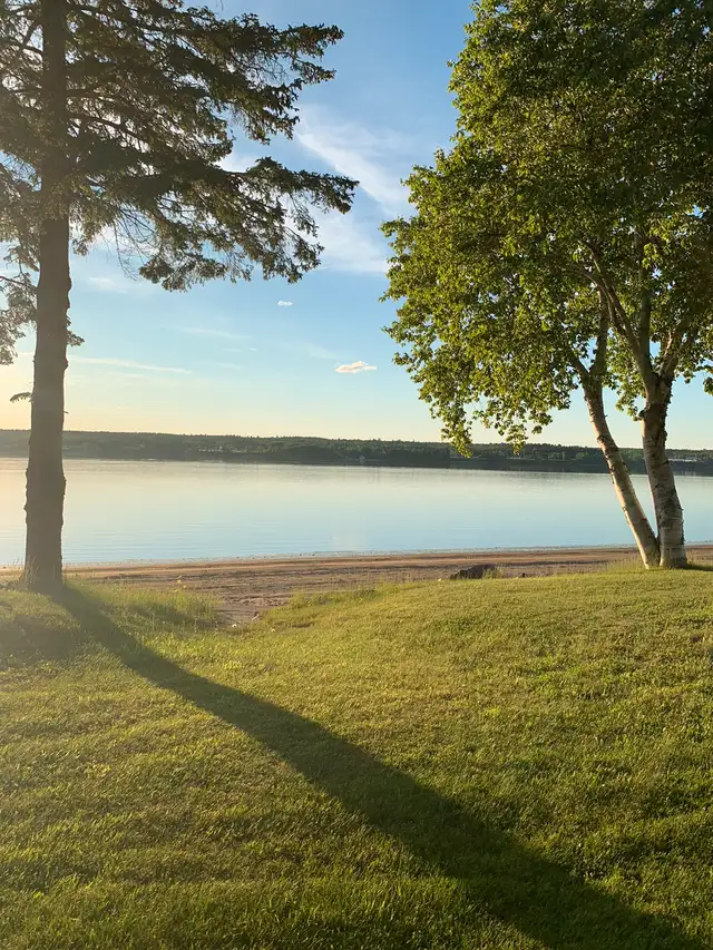 Waterfront cottage for rent in Miramichi in New Brunswick in Canada - Image 5