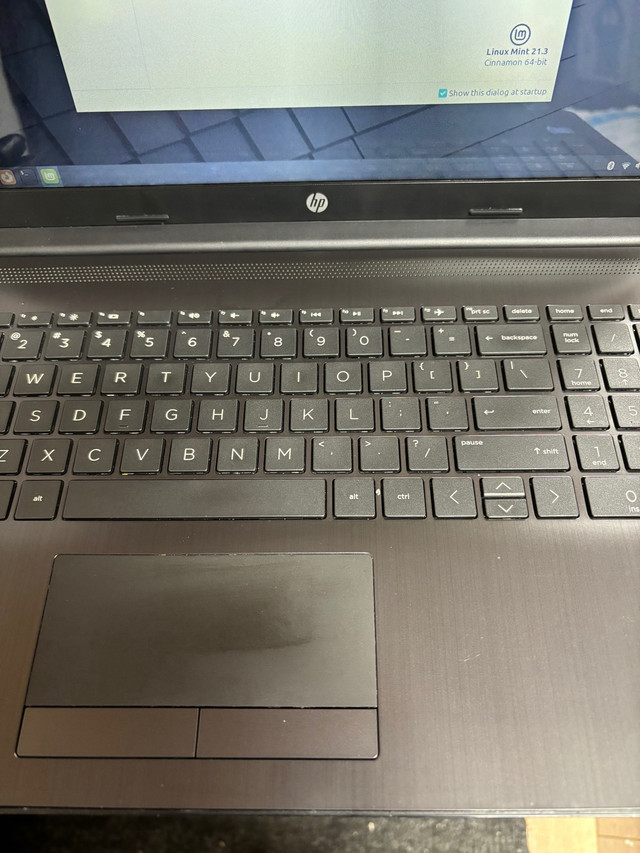 HP 15-da0295TU 2018 15.6-inch Laptop N5000/4GB/ Sparkling-Black  in Laptops in Cambridge - Image 2