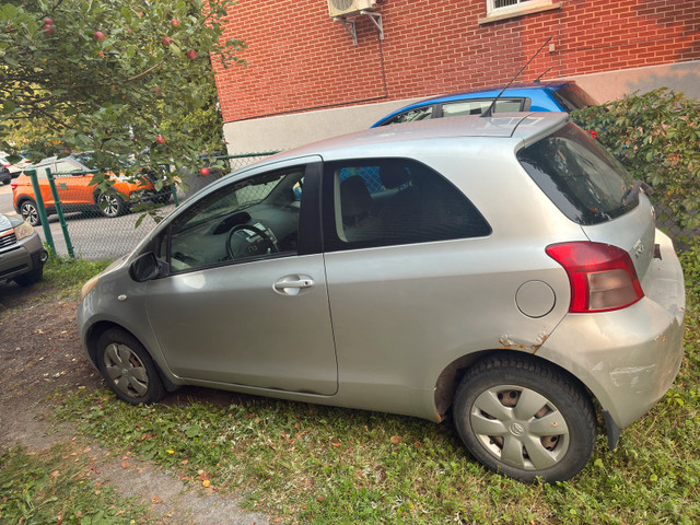 Toyota Yaris dans Autos et camions  à Longueuil/Rive Sud - Image 2